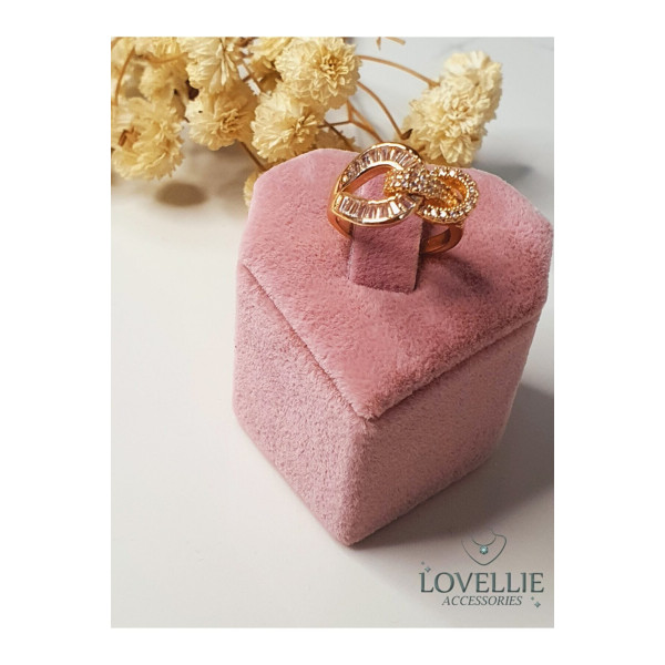 Taş Detaylı Gold Yüzük